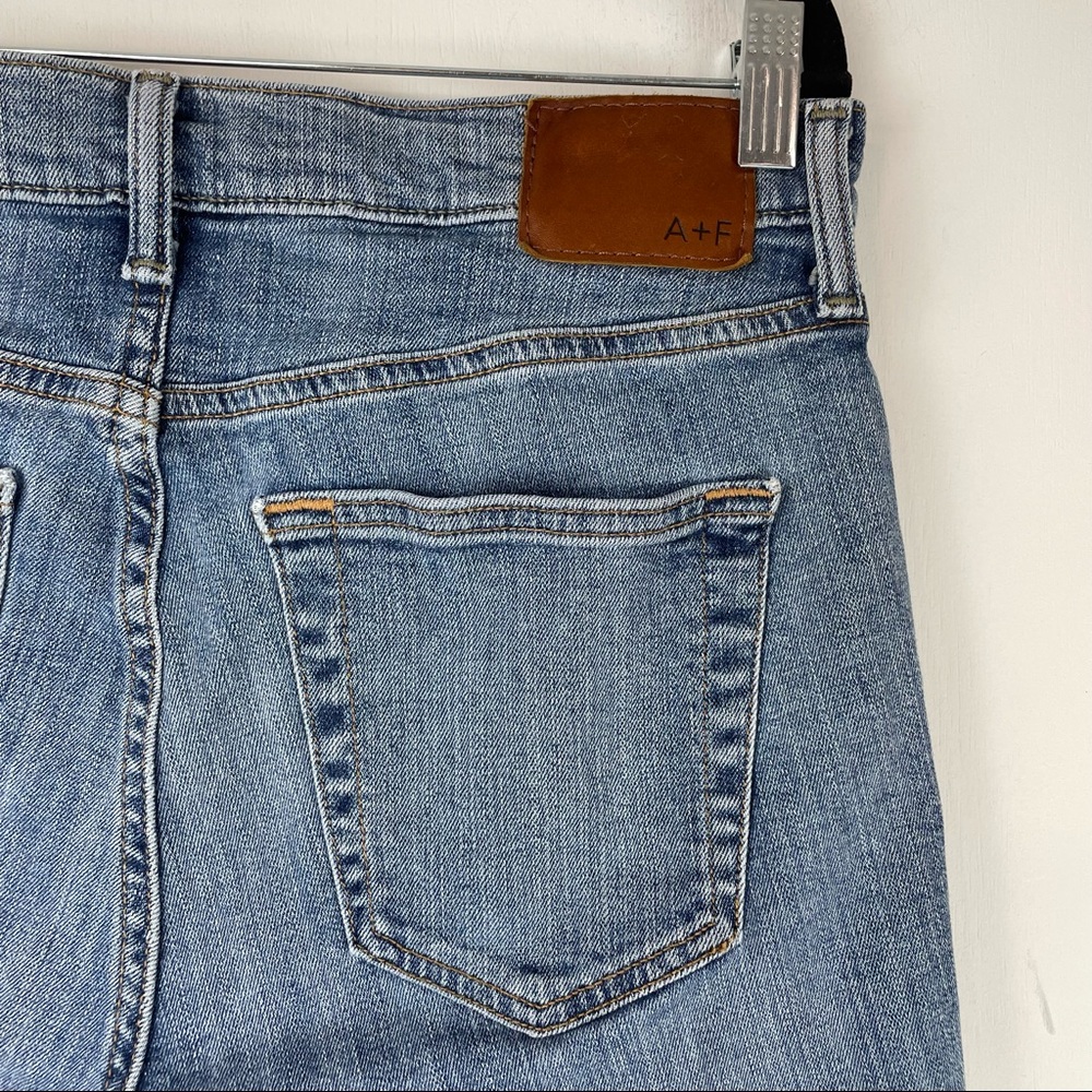 Abercrombie & Fitch Mens Rustin Athletic Slim Stretch Distressed Jeans Sz 30x30 - Picture 7 of 9